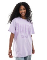 oversized t-shirt with front print in lilac
