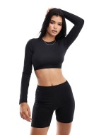 long sve open back active top